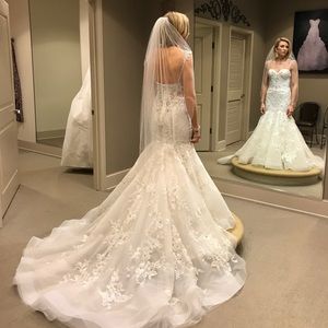 Eve of Milady wedding gown: NEVER WORN.